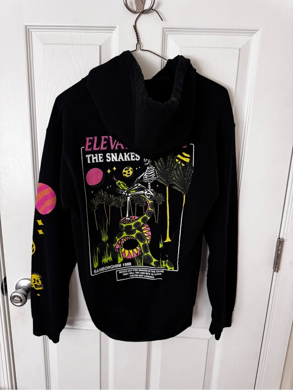 Samborghini - Elevate Above The Snakes Graphic Hoodie - S - Picture 3 of 5